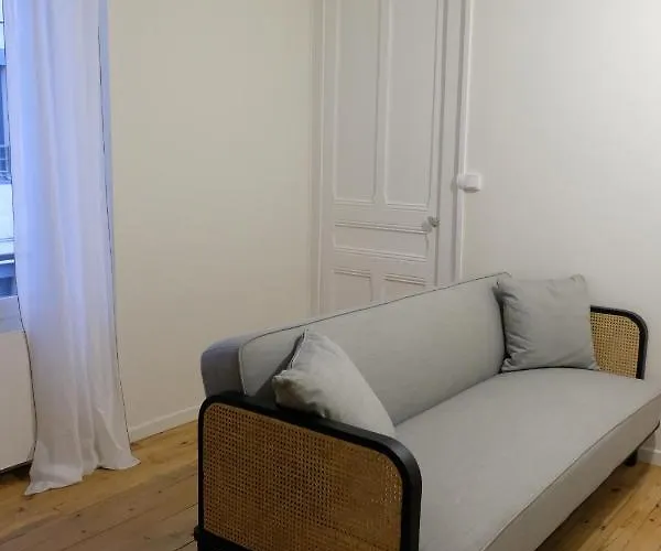 Hima, Beau T2 Renove A Neuf Chateaucreux Gare